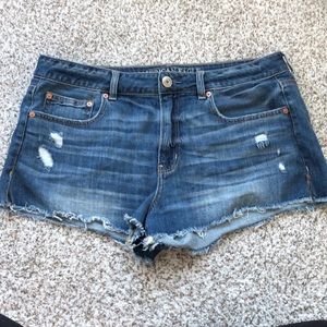 American Eagle mid rise size 12 shorts